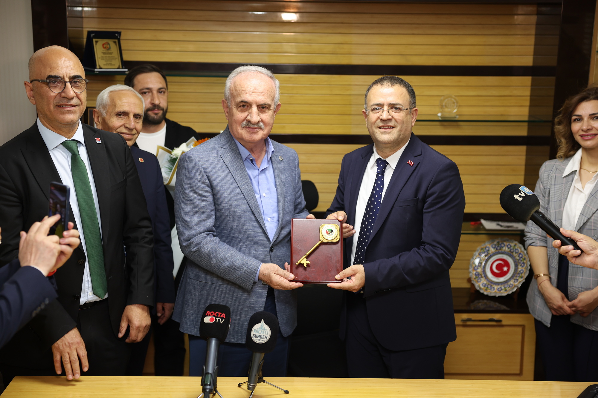 Ba�kan G�k�e G�revi Ayg�n�den Devrald�