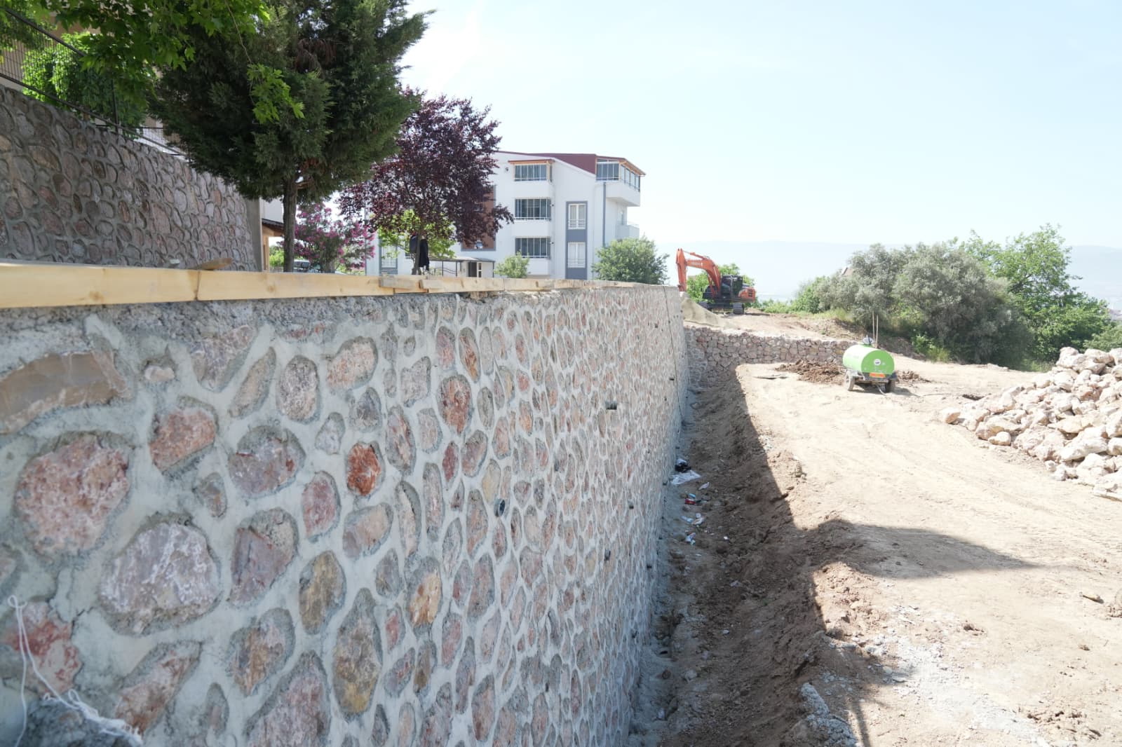 Derince�de �al��malar H�z Kesmiyor