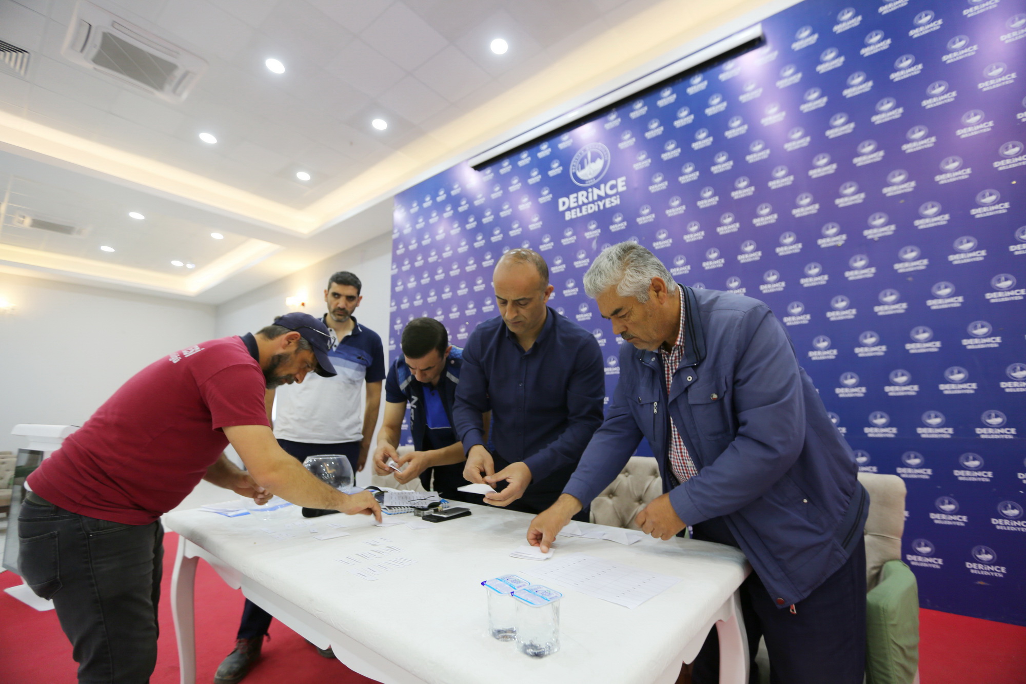 Kurban Sat Yerleri Kurayla Belirlendi