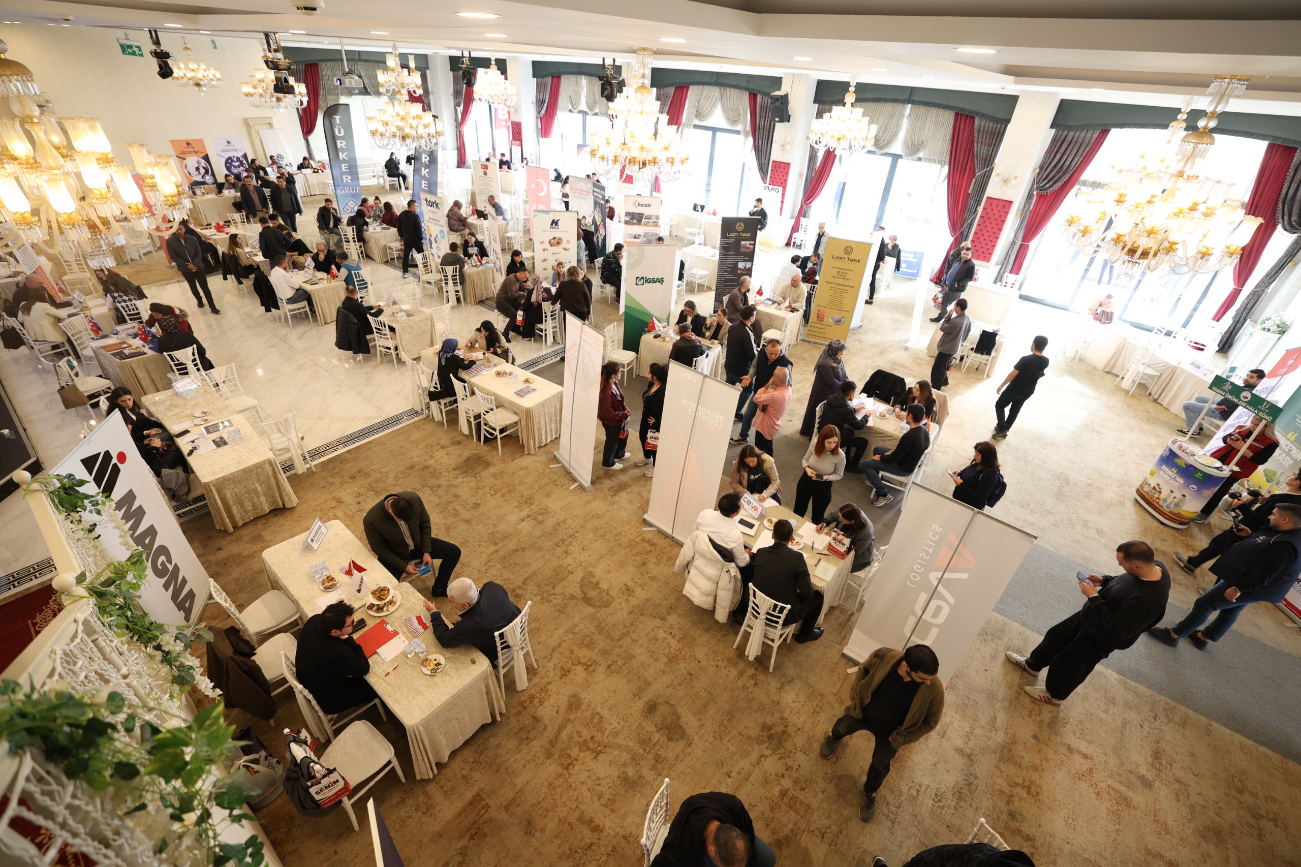 Derince Belediyesinden stihdama Katk