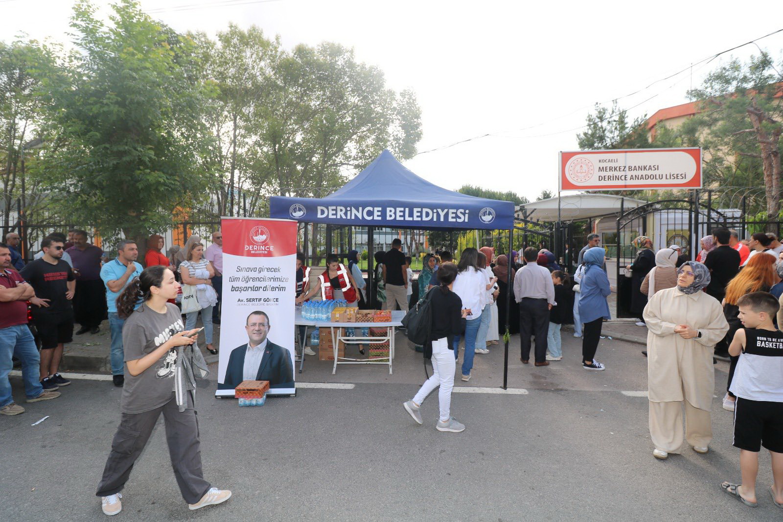 Derince Belediyesi LGSye Giren rencileri Yalnz Brakmad