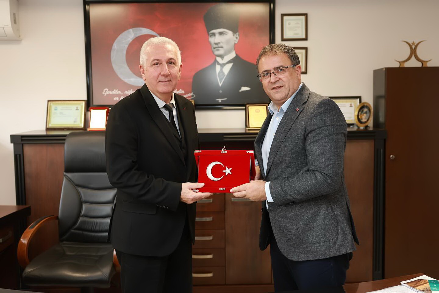 Bakan Gkeden Hayrl Olsun Ziyaretleri