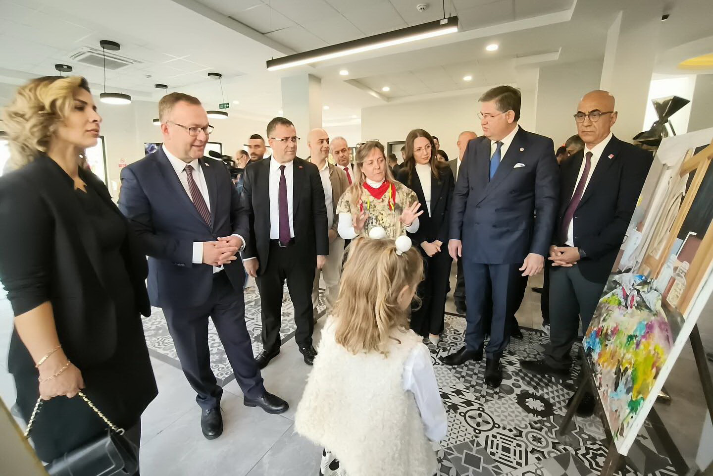 Derincede Sanat Sergisi Dzenlendi