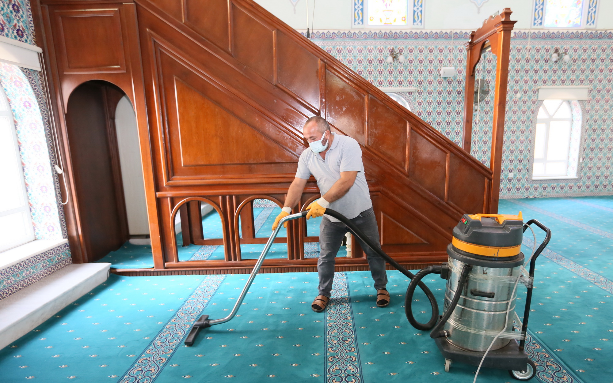 Derince Belediyesi, badethaneleri Prl Prl Yapyor